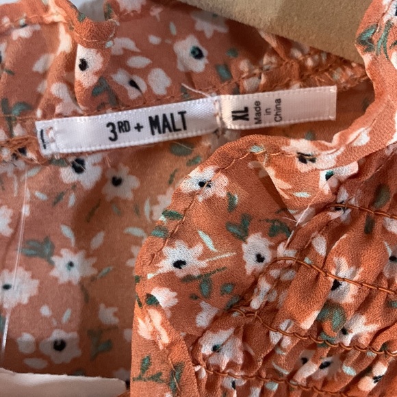 NWT 3rd and Malt Orange XL Long Sleeve Crop Top - Picture 3 of 4